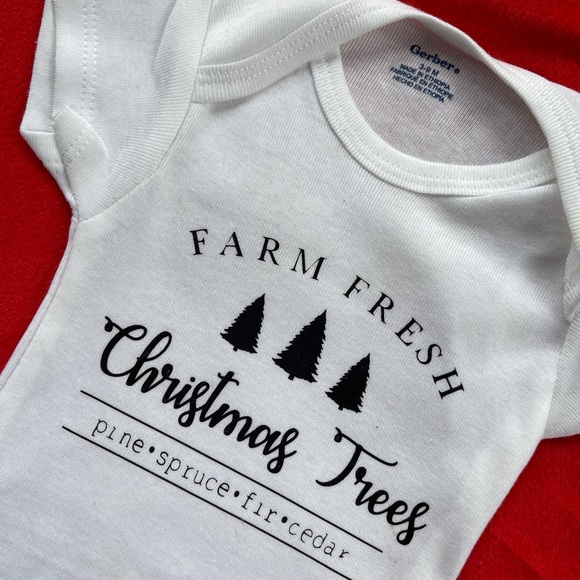 Christmas baby onesie - Picture 1 of 4